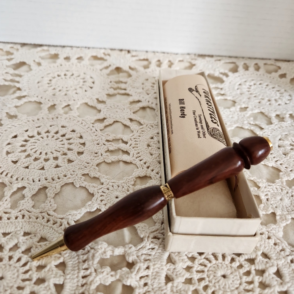 Bill Hardy...Elegant Wooden  Pen